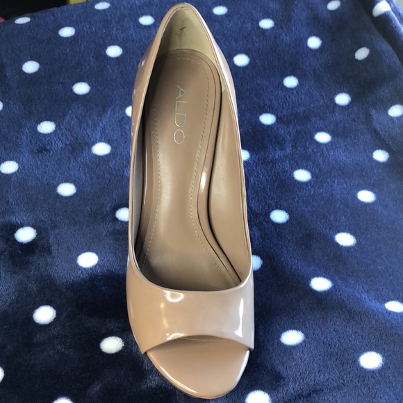 Shoes, shoes, shoes!! - Picture 2 of 2